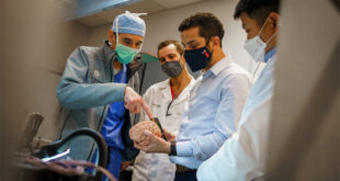 AI in neurosurgical training
